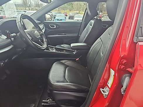 Used 2022 Jeep Compass Limited image 9