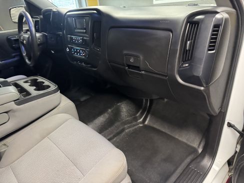Used 2014 Chevrolet Silverado 1500 W/T w/ Trailering Package image 12