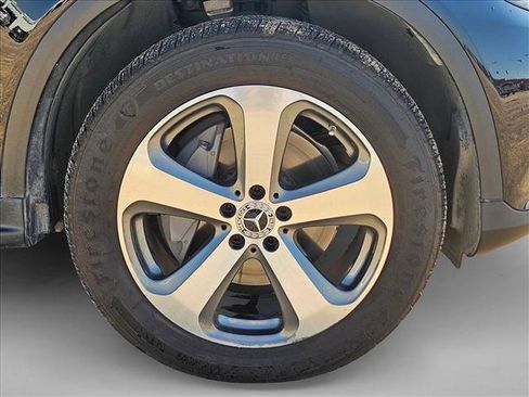 Used 2017 Mercedes-Benz GLC 300 4MATIC Coupe image 19