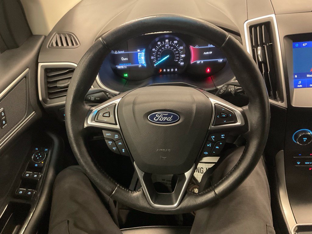 Used 2019 Ford Edge SEL w/ Equipment Group 201A FWD image 16