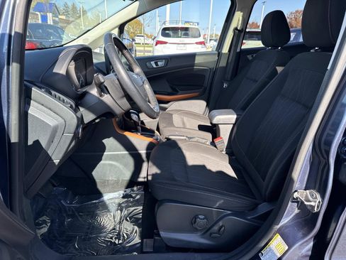 Used 2021 Ford EcoSport SE w/ SE Convenience Package image 29