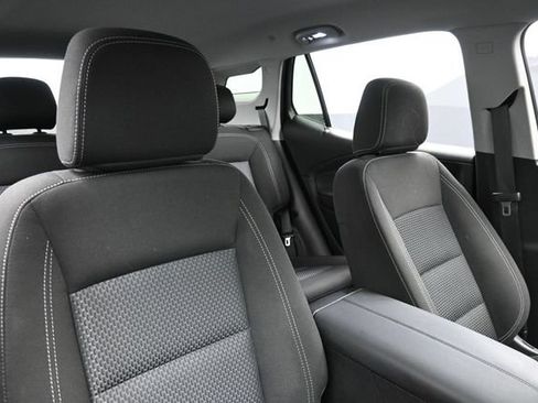 Used 2023 GMC Terrain SLE w/ Driver Convenience Package FWD image 29