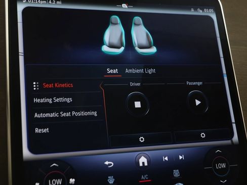 Used 2022 Mercedes-Benz EQS 450+ Sedan image 39