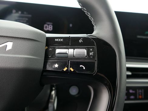 New 2026 Kia Sorento S FWD image 40