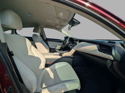Used 2019 Honda Insight EX image 10