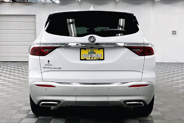 Used 2023 Buick Enclave Essence FWD image 5
