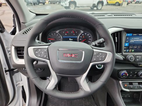 New 2024 GMC Terrain SLT w/ Elevation Edition image 18