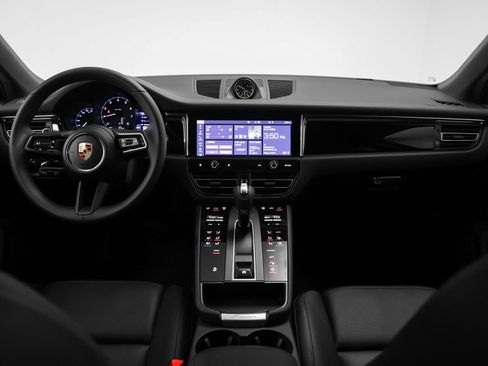 Certified 2026 Porsche Macan AWD/4WD image 27