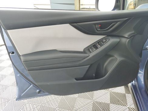 Used 2018 Subaru Crosstrek 2.0i Premium w/ Eyesight System image 26