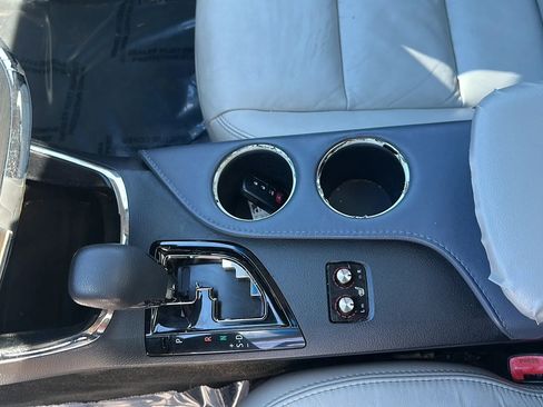 Used 2013 Toyota Avalon XLE Premium image 35