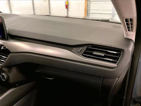 Used 2023 Ford Escape Active AWD/4WD image 15