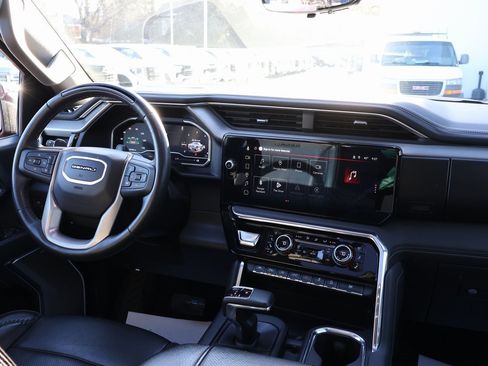 Certified 2024 GMC Sierra 1500 Denali image 32