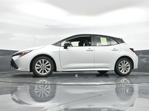 Used 2023 Toyota Corolla SE w/ SE Premium Package image 49