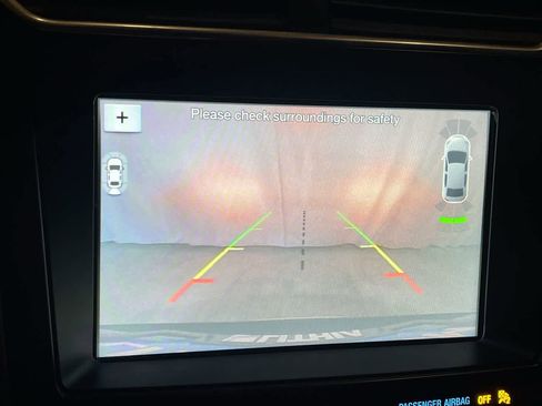 Used 2017 Ford Explorer Platinum image 17