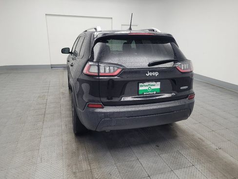 Used 2020 Jeep Cherokee Latitude FWD image 6