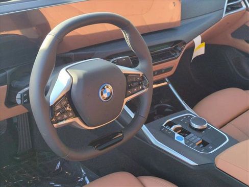New 2026 BMW i4 eDrive40 w/ Premium Package RWD image 3