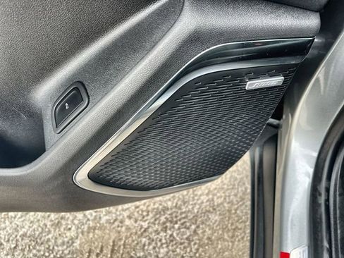 Used 2025 Chevrolet Traverse Z71 w/ Enhanced Driving Package image 23