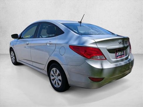 Used 2017 Hyundai Accent SE FWD image 6
