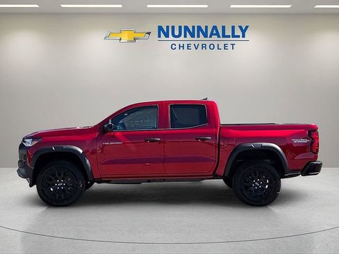 New 2026 Chevrolet Colorado Trail Boss AWD/4WD image 2