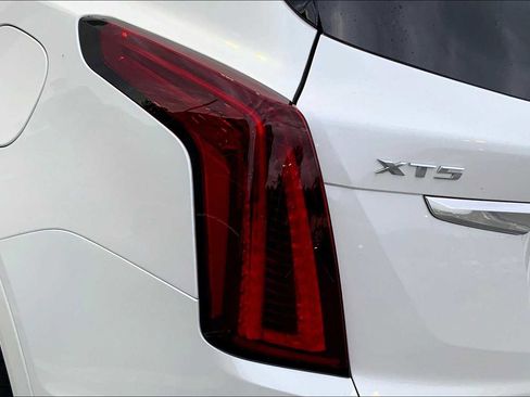 Used 2022 Cadillac XT5 Premium Luxury w/ Technology Package image 54