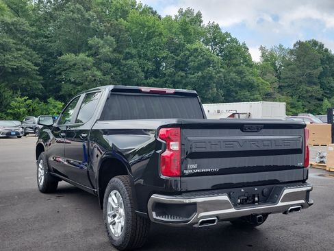 New 2026 Chevrolet Silverado 1500 LT w/ Z71 Off-Road Package AWD/4WD image 3
