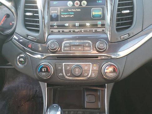 Used 2014 Chevrolet Impala LTZ image 40