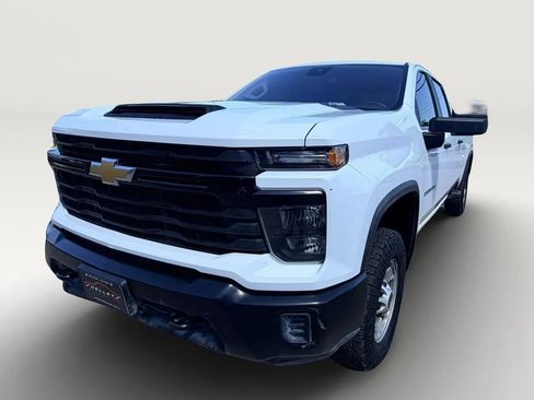 Used 2024 Chevrolet Silverado 2500 W/T w/ WT Convenience Package AWD/4WD image 6