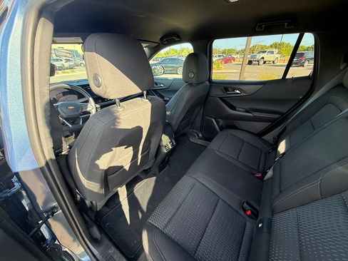 Used 2026 Chevrolet Equinox LT FWD image 10