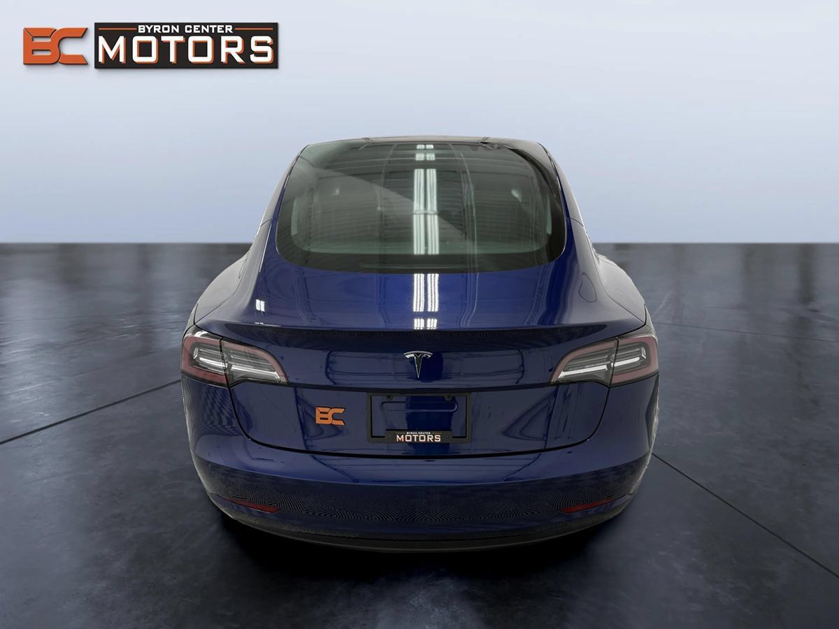 Used 2018 Tesla Model 3 Long Range RWD image 5