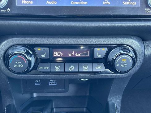 Certified 2023 Nissan Kicks SR w/ SR Premium Package FWD image 20