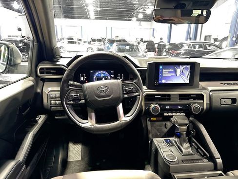 Used 2024 Toyota Tacoma SR5 image 23