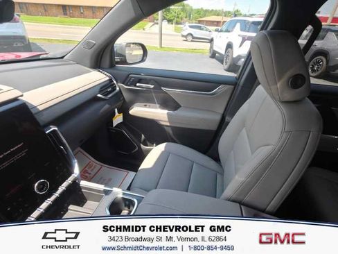 New 2026 GMC Acadia Elevation w/ Elevation Premium Package AWD/4WD image 18