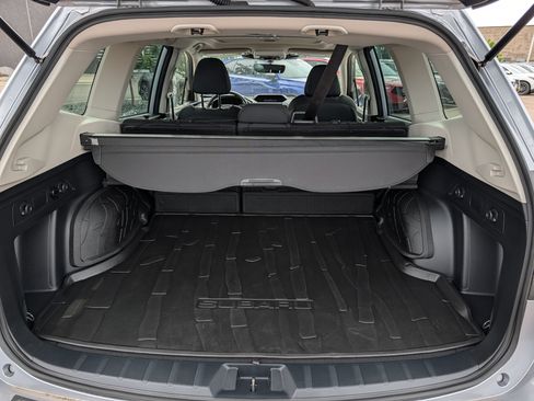Used 2024 Subaru Forester Premium AWD/4WD image 18