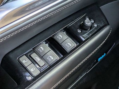 Used 2023 Jeep Grand Wagoneer 4WD image 26