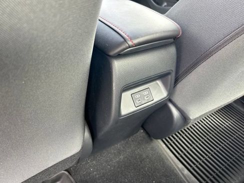 Used 2024 Toyota Corolla SE w/ SE Package FWD image 10