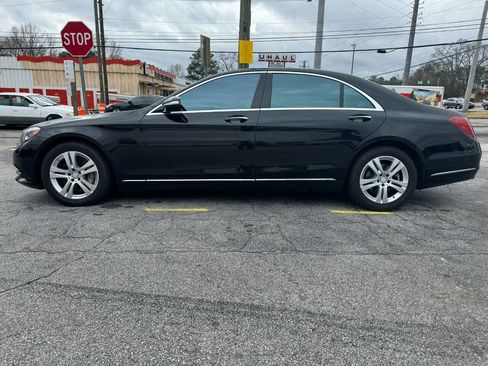 Used 2017 Mercedes-Benz S 550 4MATIC Sedan image 2