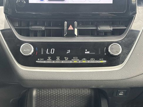 Used 2023 Toyota Corolla LE image 15