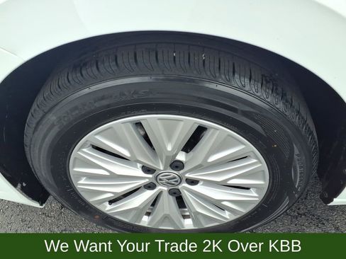 Used 2020 Volkswagen Jetta image 30