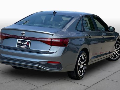 Used 2025 Volkswagen Jetta Sport FWD image 12