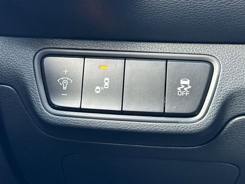 Used 2023 Kia Forte LXS w/ LXS Technology Package image 28