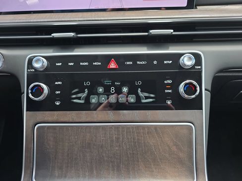 New 2026 Genesis GV80 2.5T Select AWD/4WD image 24
