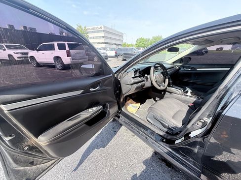 Used 2016 Honda Civic LX image 9