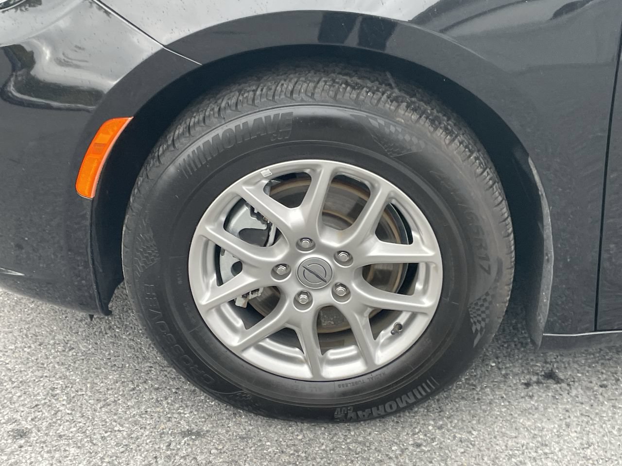 Used 2025 Chrysler Pacifica Select FWD image 26