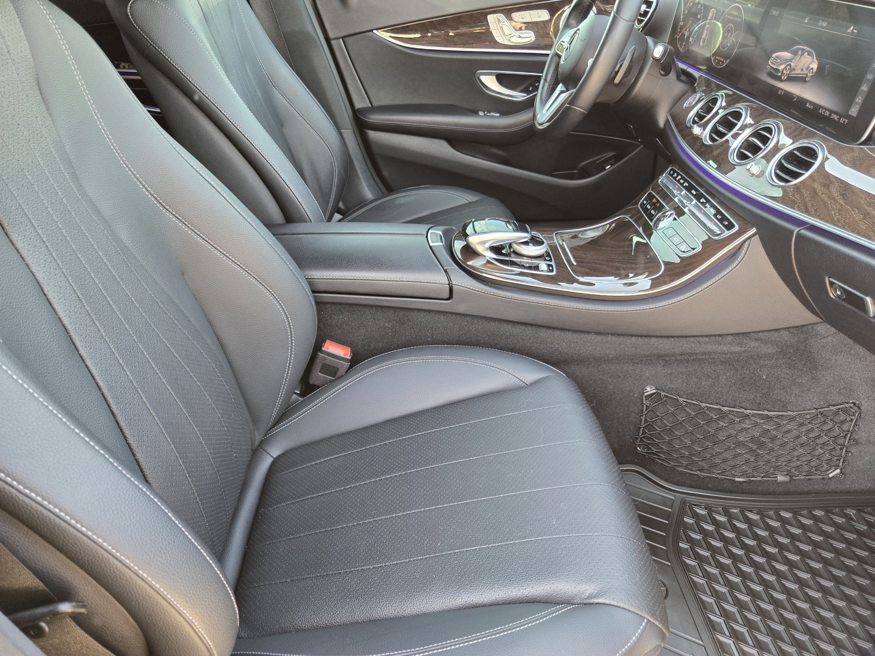 Used 2020 Mercedes-Benz E 350 Sedan image 10