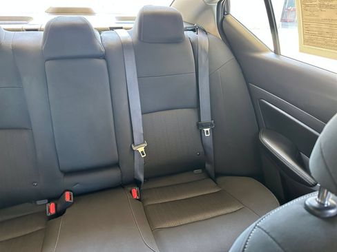Used 2025 Nissan Altima 2.5 SV FWD image 37