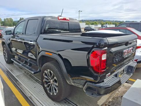 Used 2024 GMC Canyon Denali AWD/4WD image 7