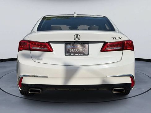 Used 2018 Acura TLX V6 w/ Technology Package FWD image 5