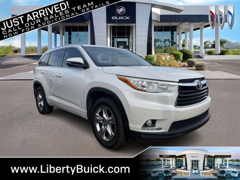 Used 2015 Toyota Highlander Limited image 1