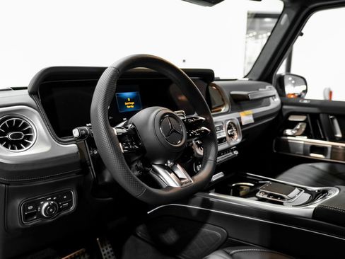 Used 2026 Mercedes-Benz G 63 AMG 4MATIC image 6