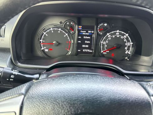 Used 2022 Toyota 4Runner SR5 Premium image 26